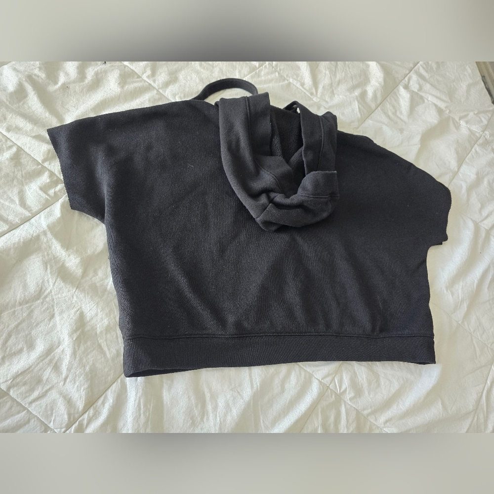 Alo Black Short Sleeve Hoodie - Picture 6 of 7